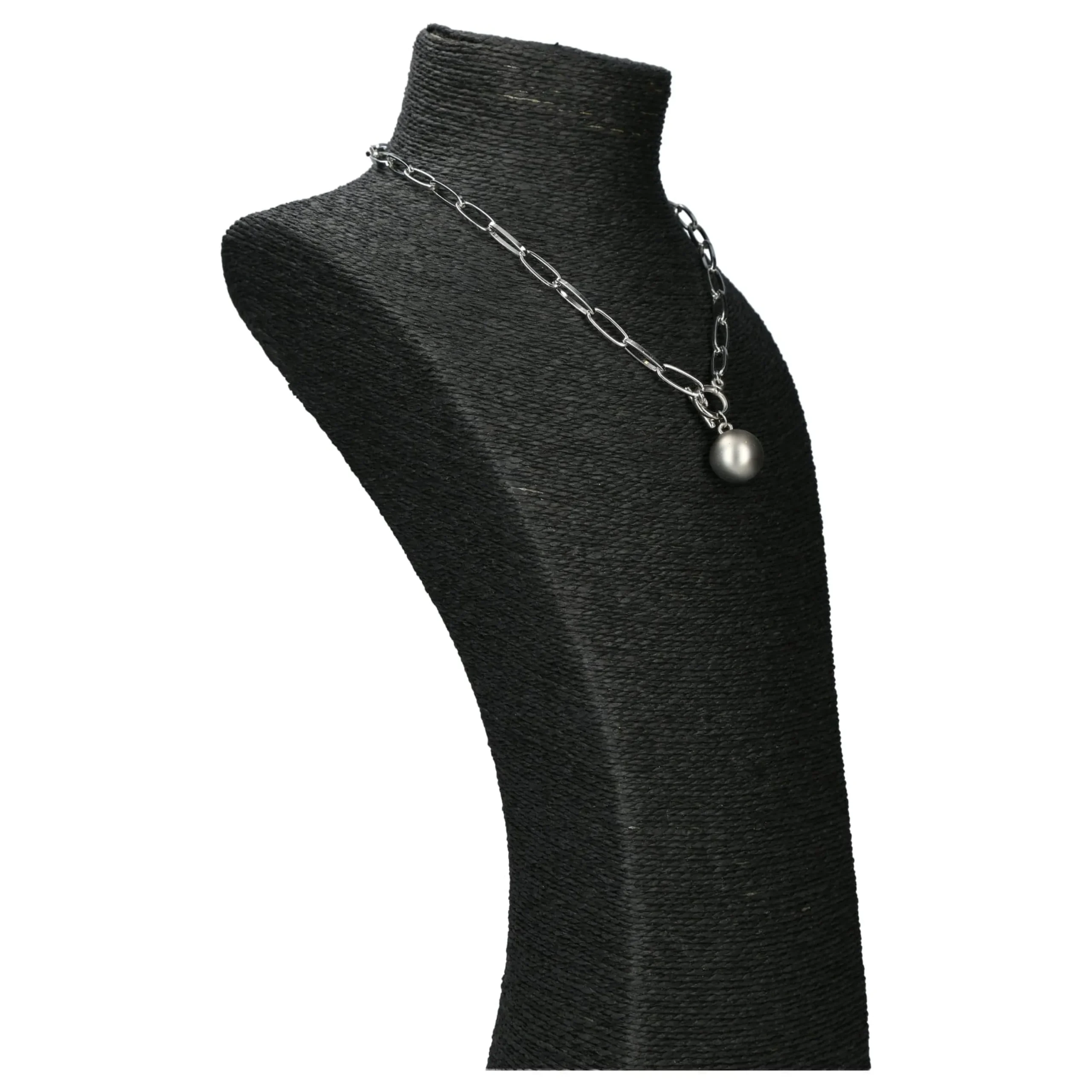 Hot Laura Vita Bijou collier Pyrénées