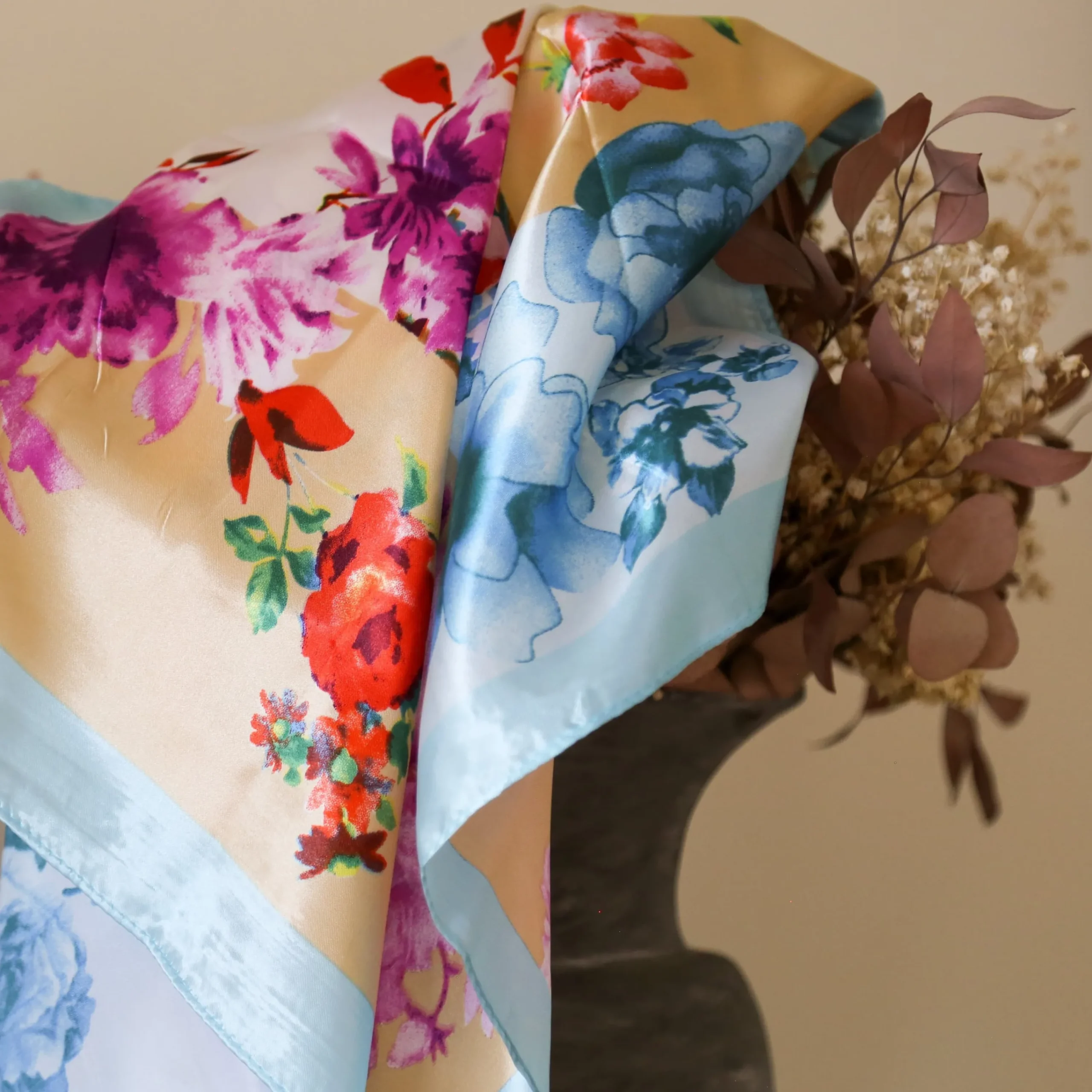 New Laura Vita Foulard Manue