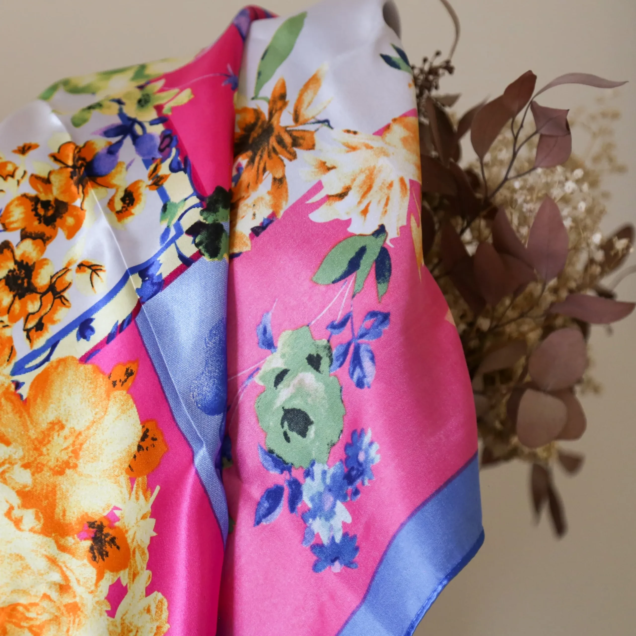 New Laura Vita Foulard Manue