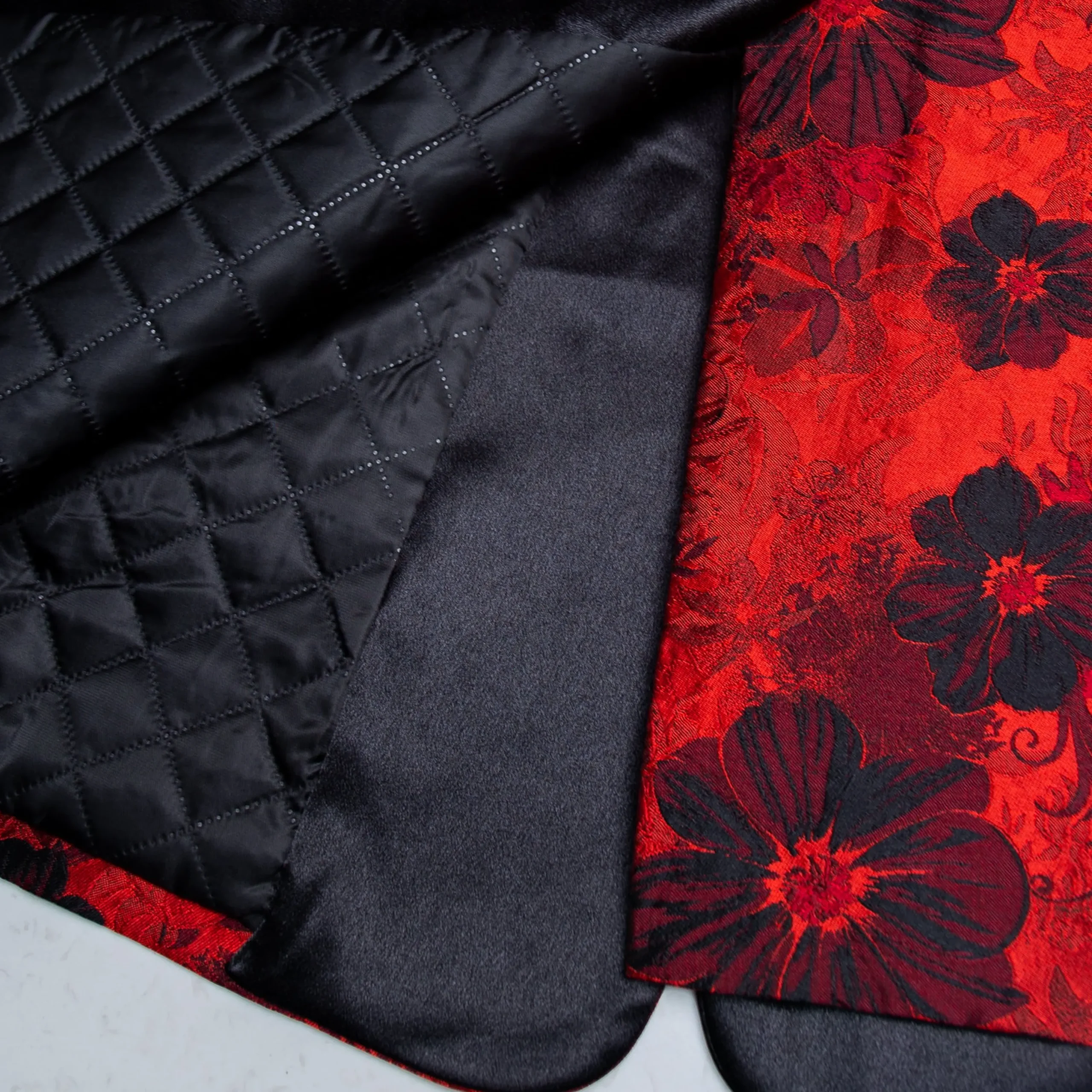 Flash Sale Laura Vita Manteau Zeus Rouge Studio