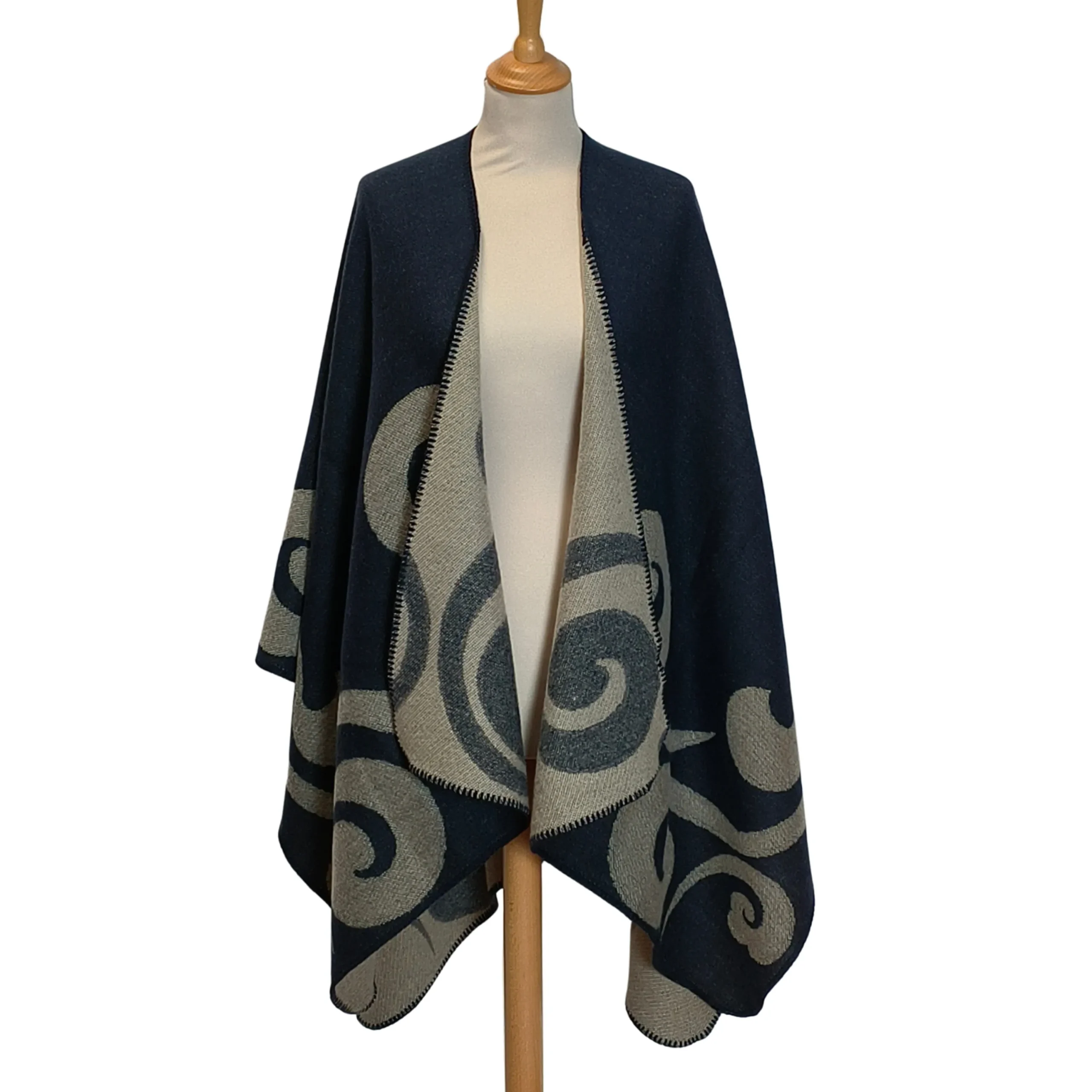 Shop Laura Vita Poncho Spirale