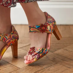 Shop Laura Vita Sandales - ALCBANEO 103