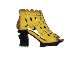 Shop Laura Vita Sandales - ARCMANCEO 57